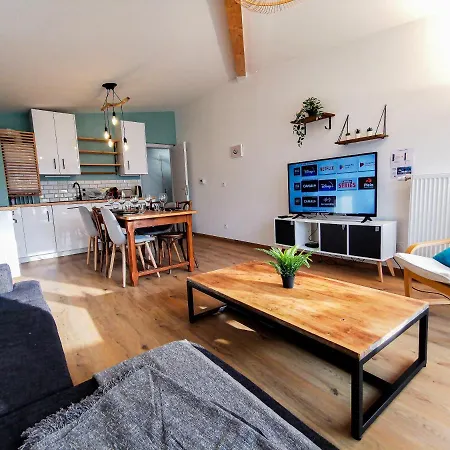 L'aquae - Parking - Wifi - Netflix Apartment *